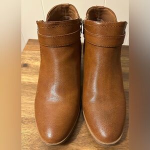 BareTraps Light Brown boots
